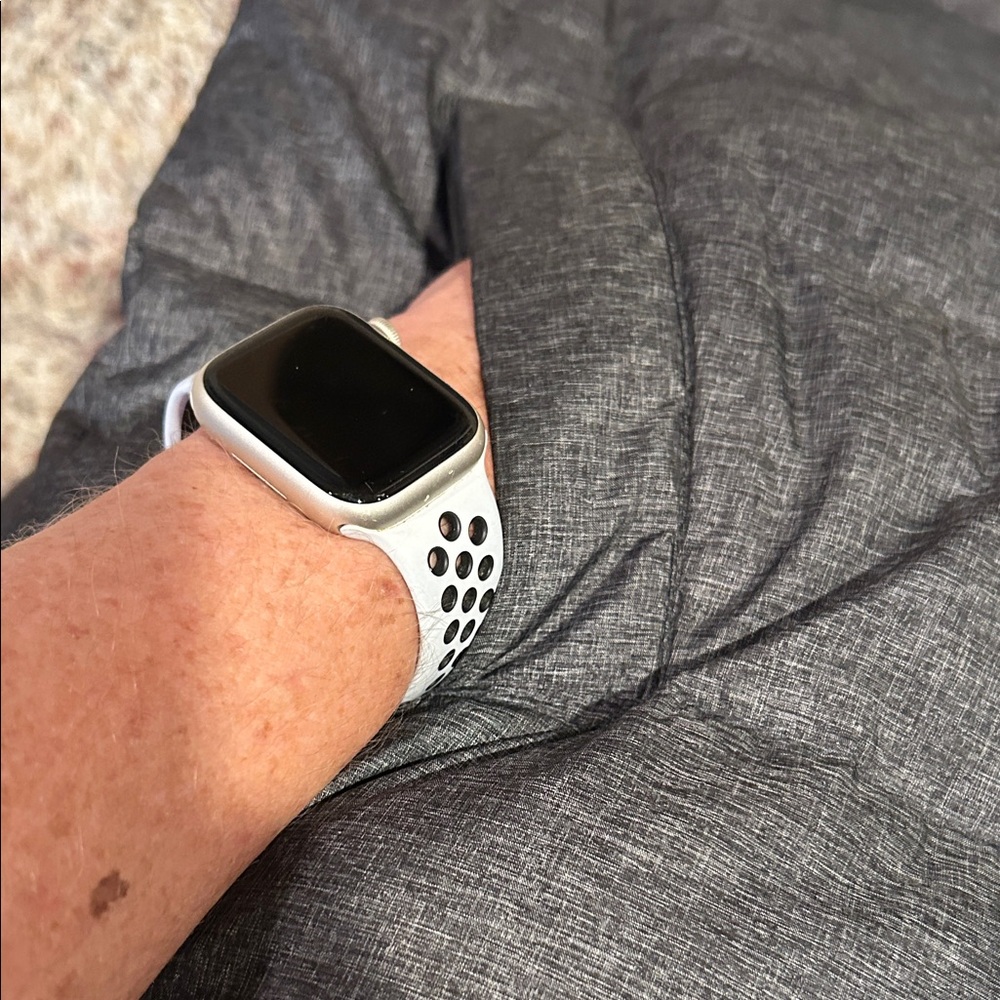 Women’s Black ankle length Puffer Coat with Hood - Picture 5 of 9